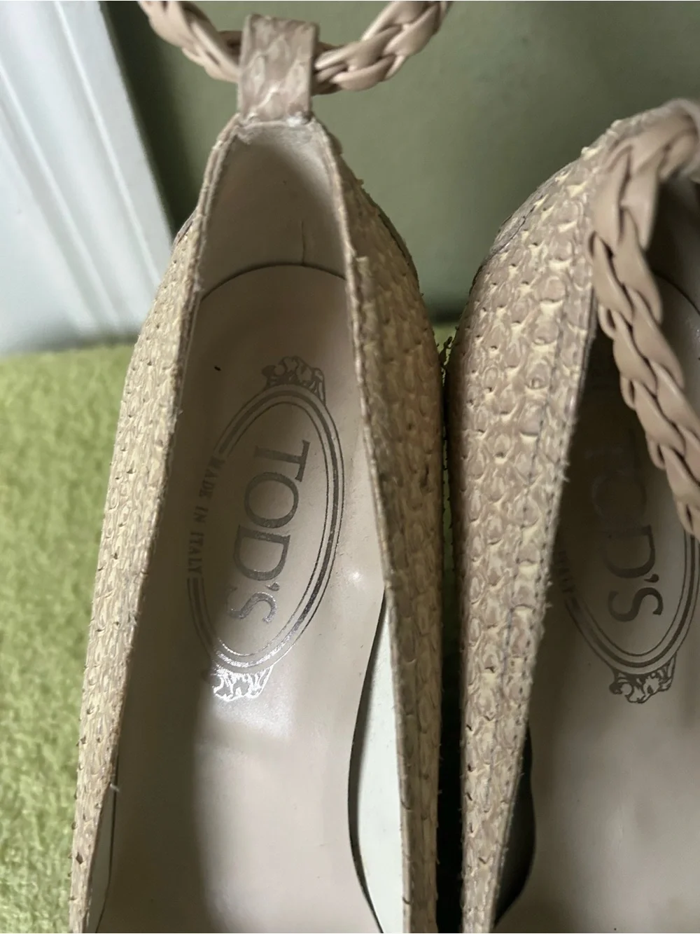 Tod's Beige Snake Skin Leather Mary Jane Wedge Pumps Sz 39